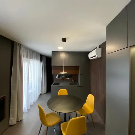 Kertvarosi Apartmanok Ibrany Exterior photo