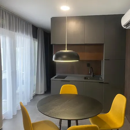 Kertvarosi Apartmanok Ibrany Exterior photo
