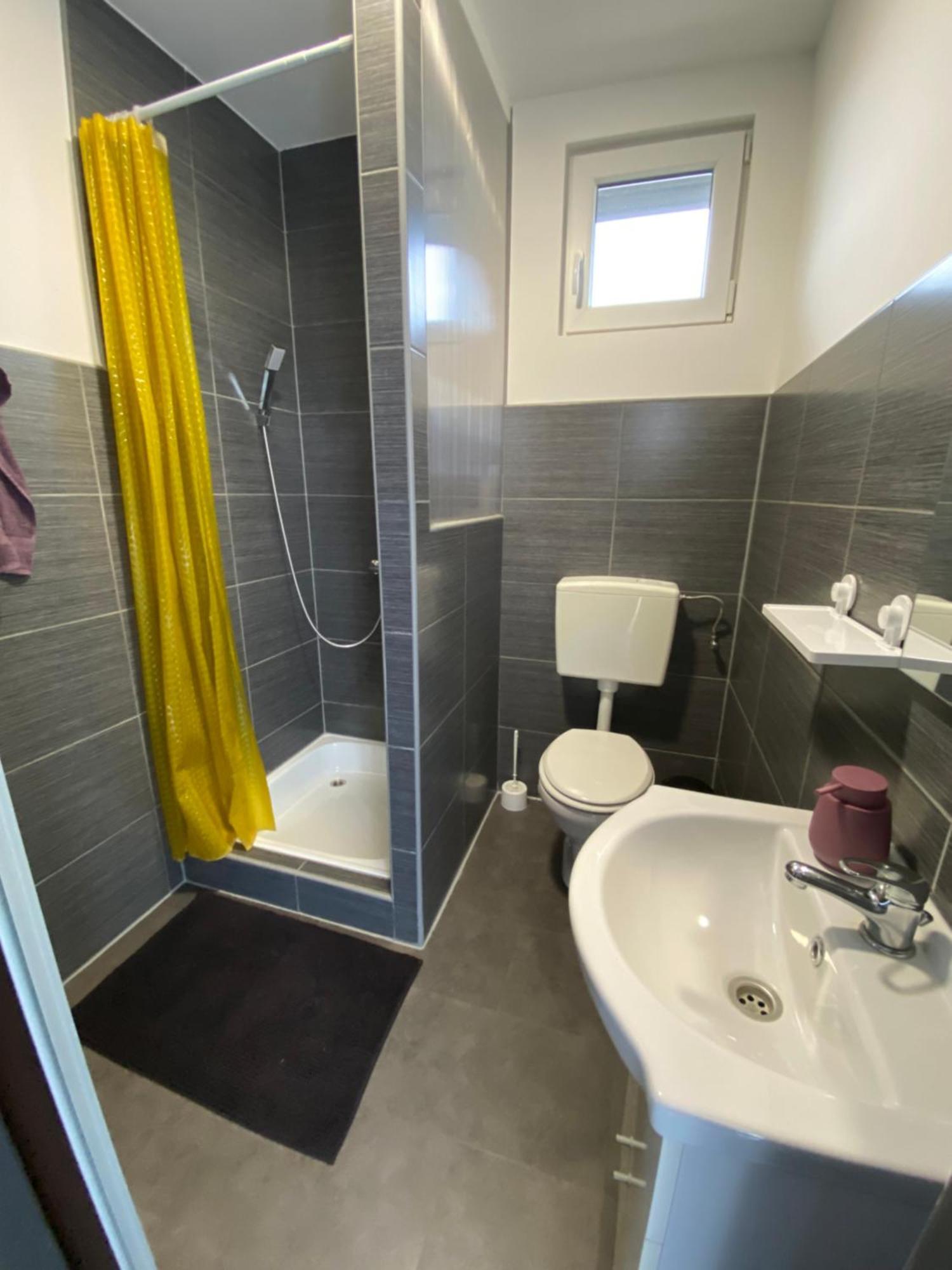 Kertvarosi Apartment Ibrany